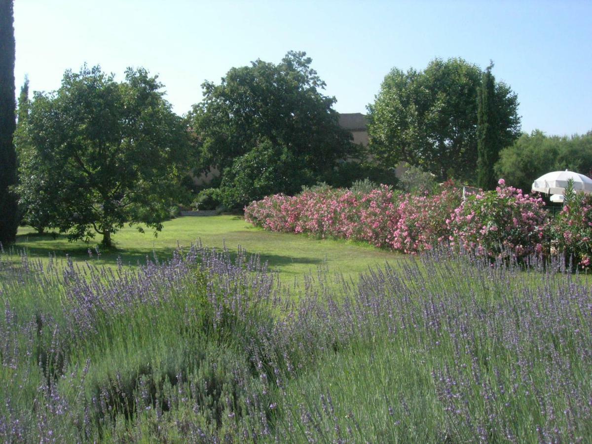 Le Clos Des Freres Gris Aix-en-Provence Exterior foto